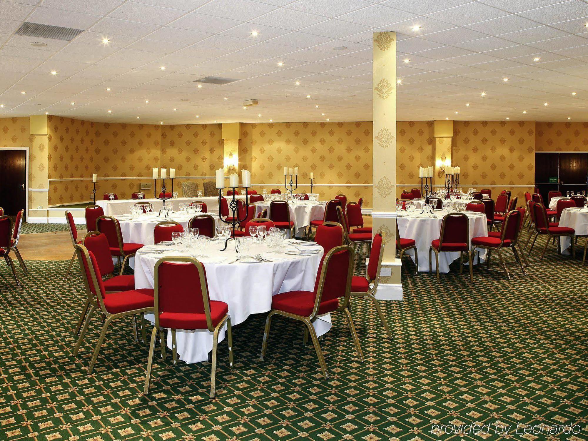 Stafford South Hatherton Hotel เพนคริดจ์ ภายนอก รูปภาพ