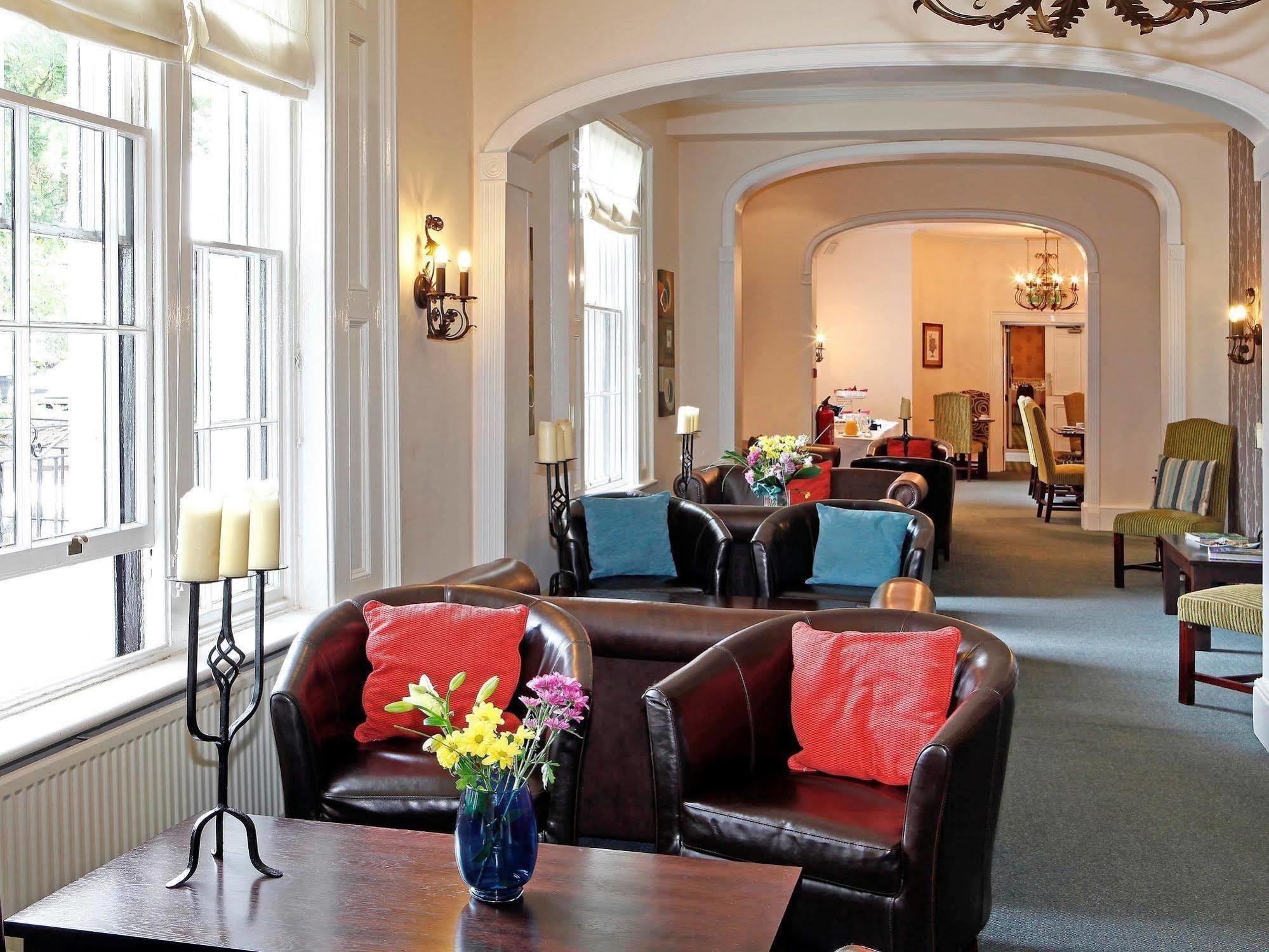 Stafford South Hatherton Hotel เพนคริดจ์ ภายนอก รูปภาพ