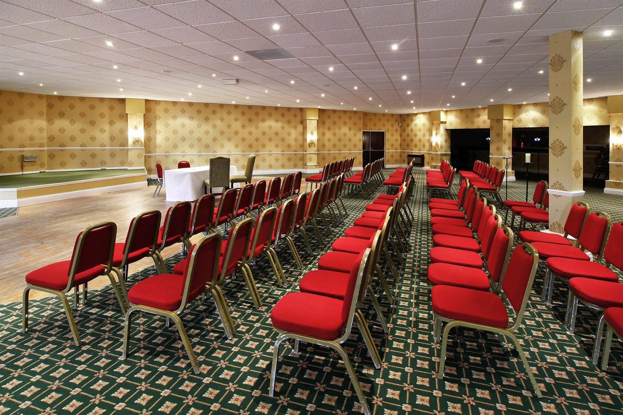 Stafford South Hatherton Hotel เพนคริดจ์ ภายนอก รูปภาพ