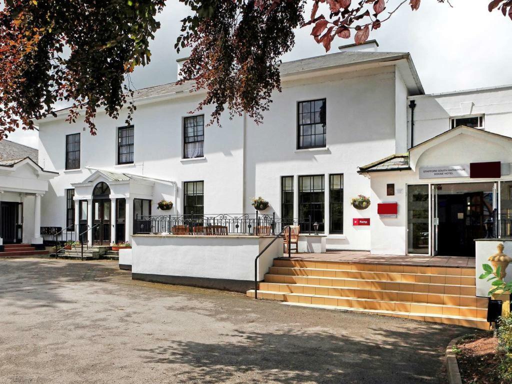 Stafford South Hatherton Hotel เพนคริดจ์ ภายนอก รูปภาพ